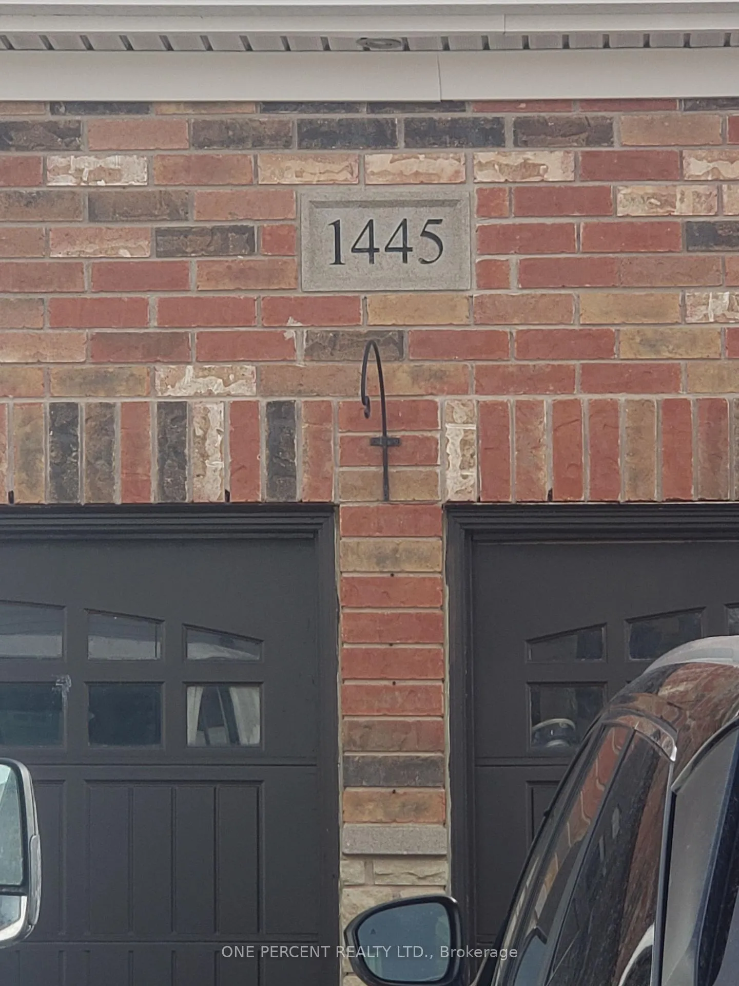 Photo 3 of 1445 Cordick Street, Oshawa, Taunton — HOMEH