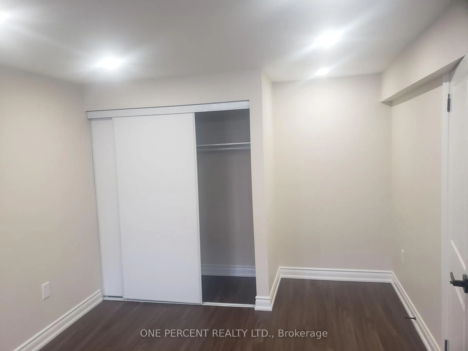 Photo 14 of 1445 Cordick Street, Oshawa, Taunton — HOMEH