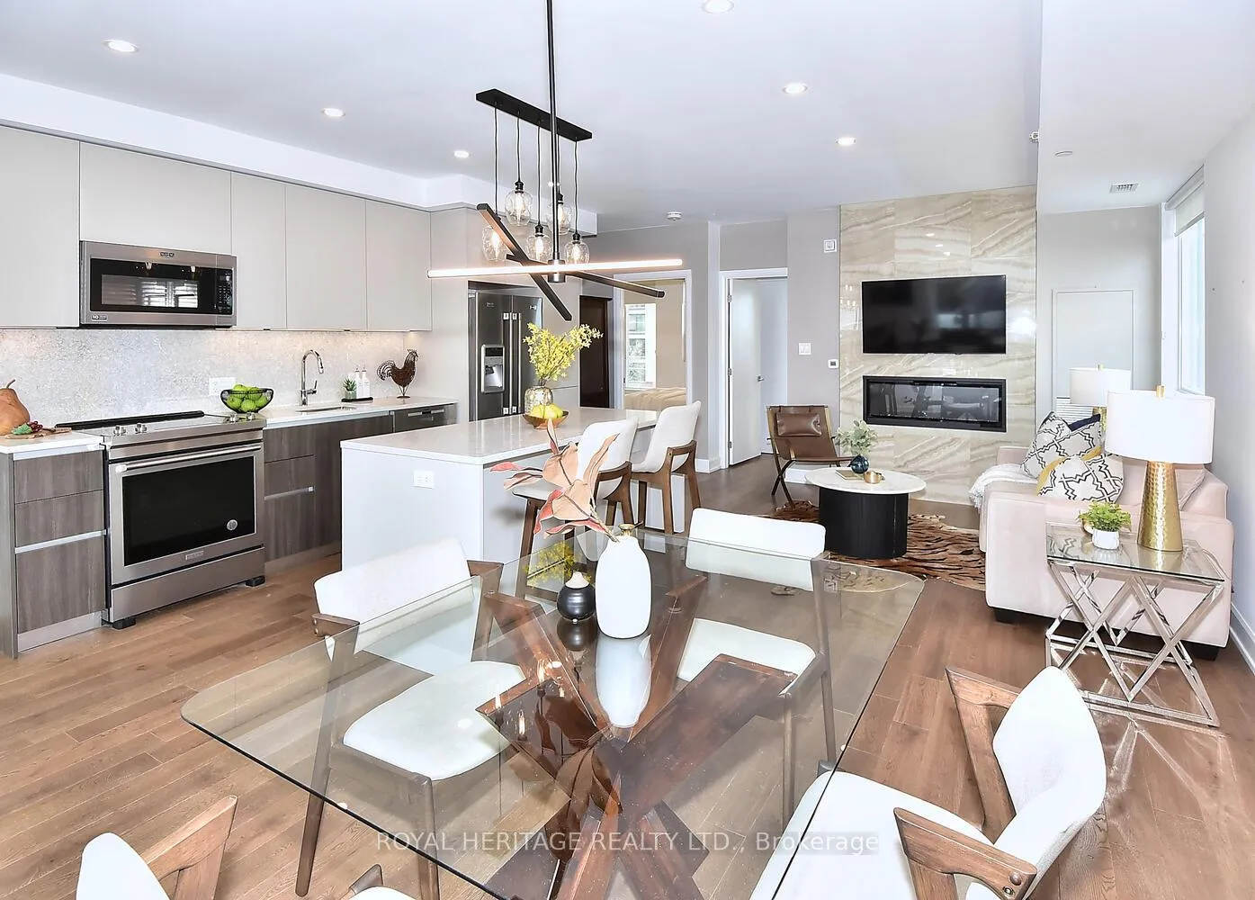 Photo 1 of Unit 510, 195 Hunter Street E, Peterborough, Ashburnham Ward 4 — HOMEH