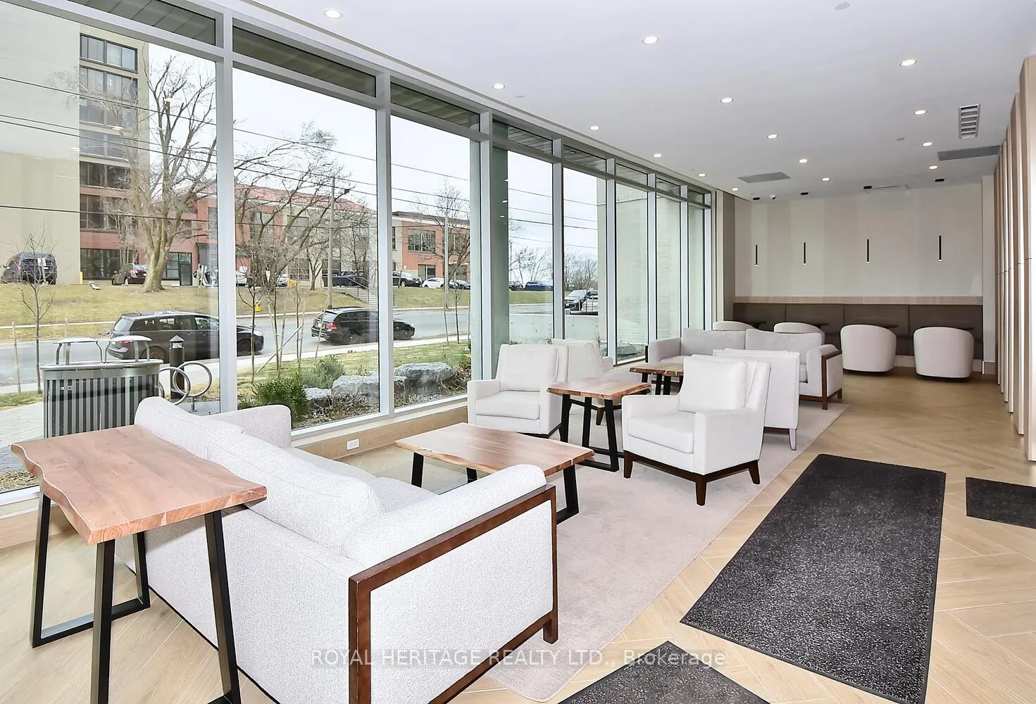 Photo 4 of Unit 510, 195 Hunter Street E, Peterborough, Ashburnham Ward 4 — HOMEH