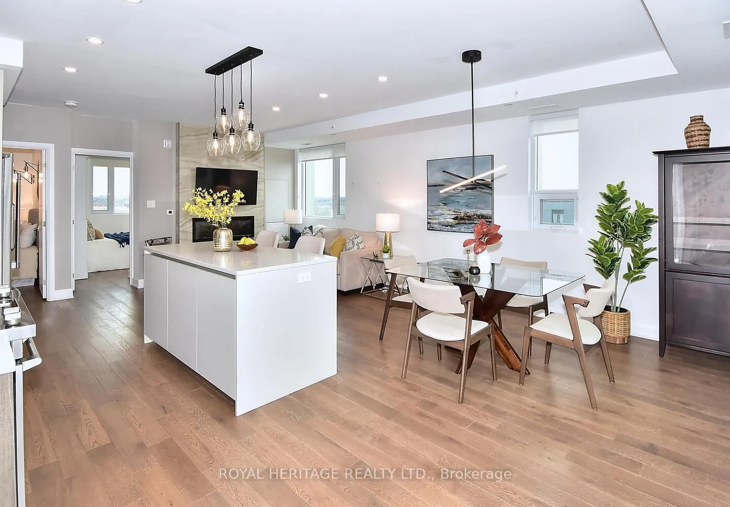 Photo 7 of Unit 510, 195 Hunter Street E, Peterborough, Ashburnham Ward 4 — HOMEH
