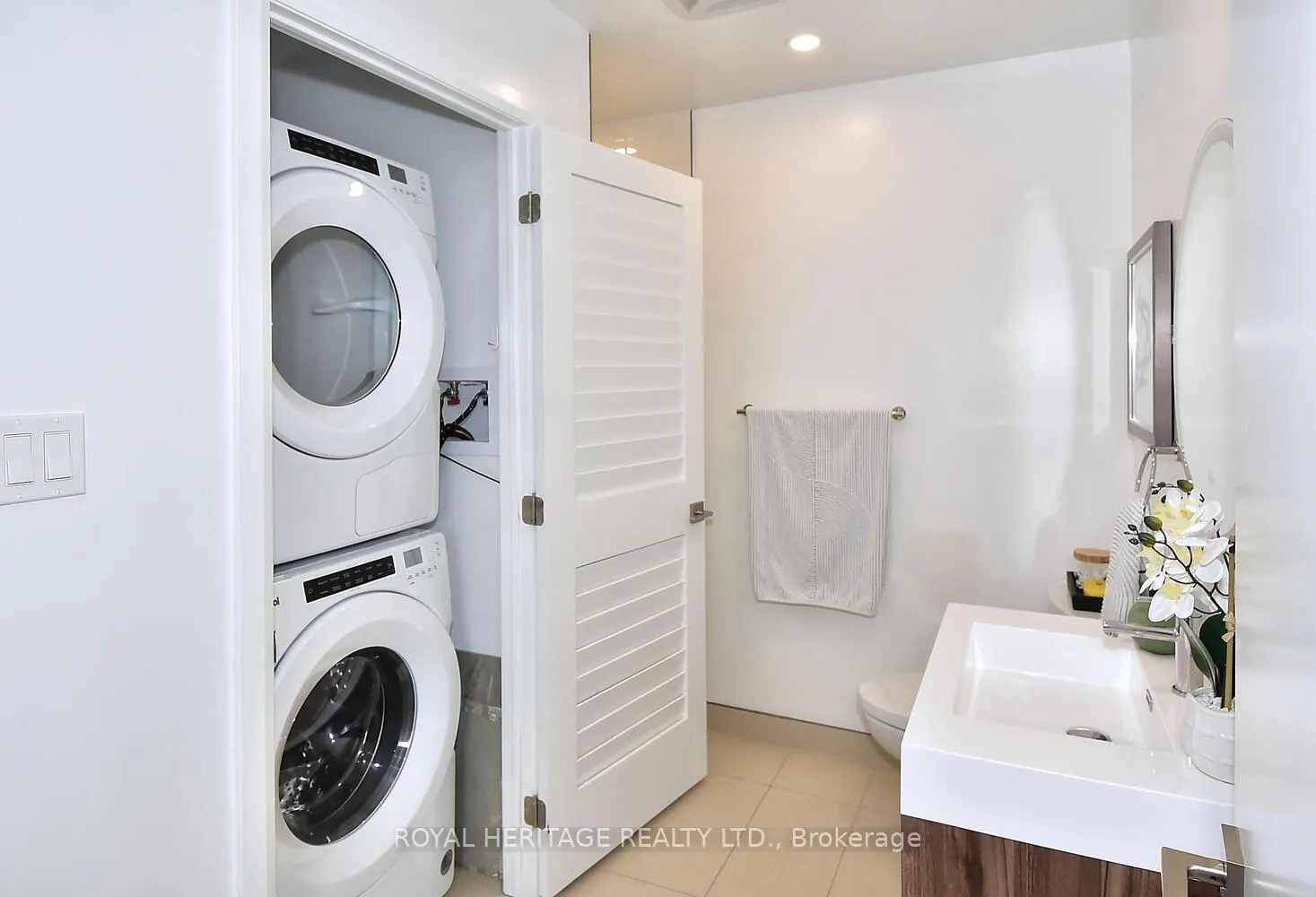 Photo 21 of Unit 510, 195 Hunter Street E, Peterborough, Ashburnham Ward 4 — HOMEH