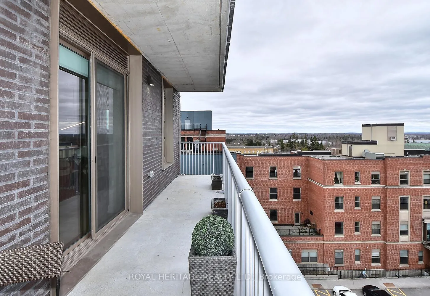 Photo 22 of Unit 510, 195 Hunter Street E, Peterborough, Ashburnham Ward 4 — HOMEH