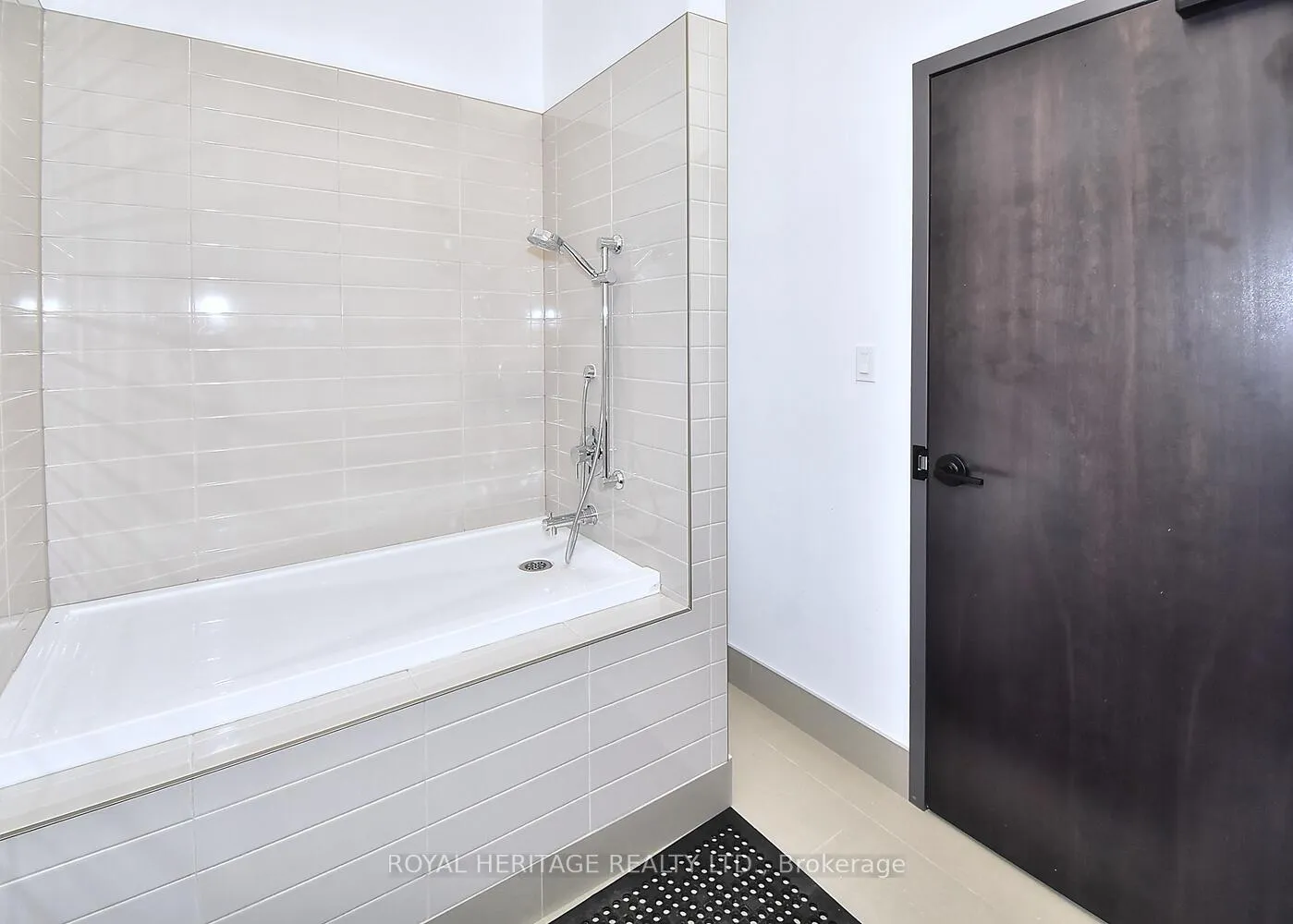 Photo 27 of Unit 510, 195 Hunter Street E, Peterborough, Ashburnham Ward 4 — HOMEH