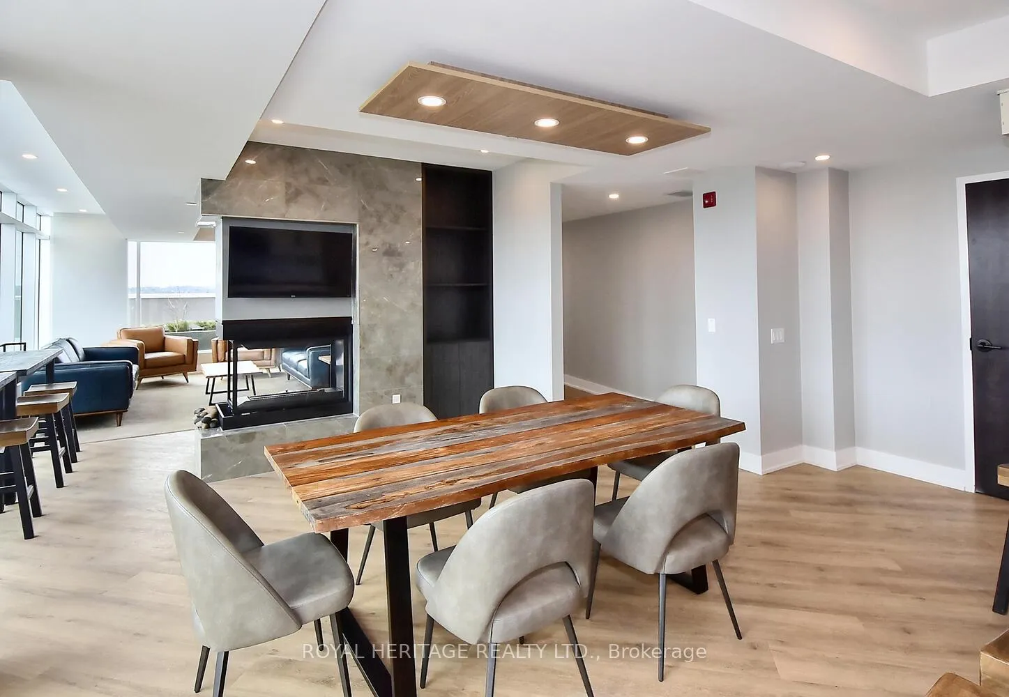 Photo 31 of Unit 510, 195 Hunter Street E, Peterborough, Ashburnham Ward 4 — HOMEH
