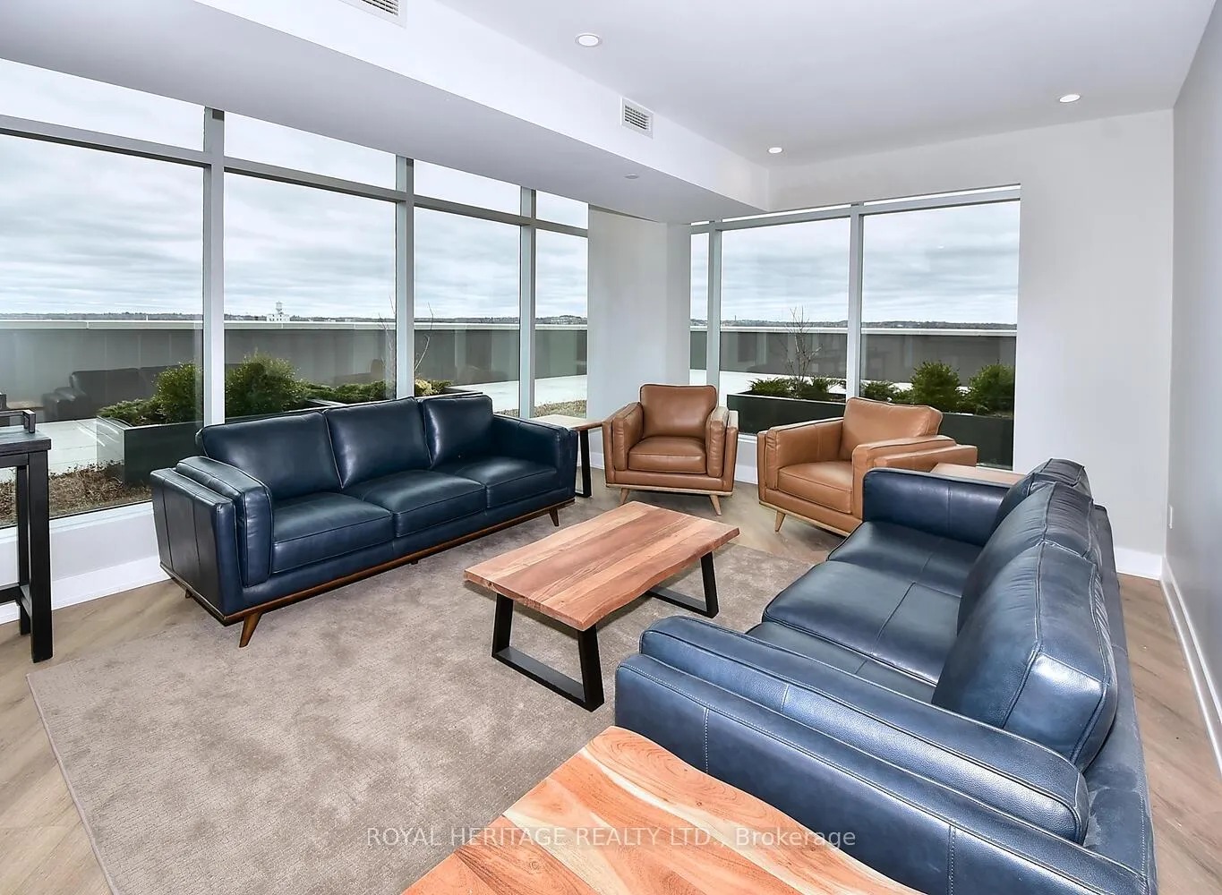 Photo 32 of Unit 510, 195 Hunter Street E, Peterborough, Ashburnham Ward 4 — HOMEH