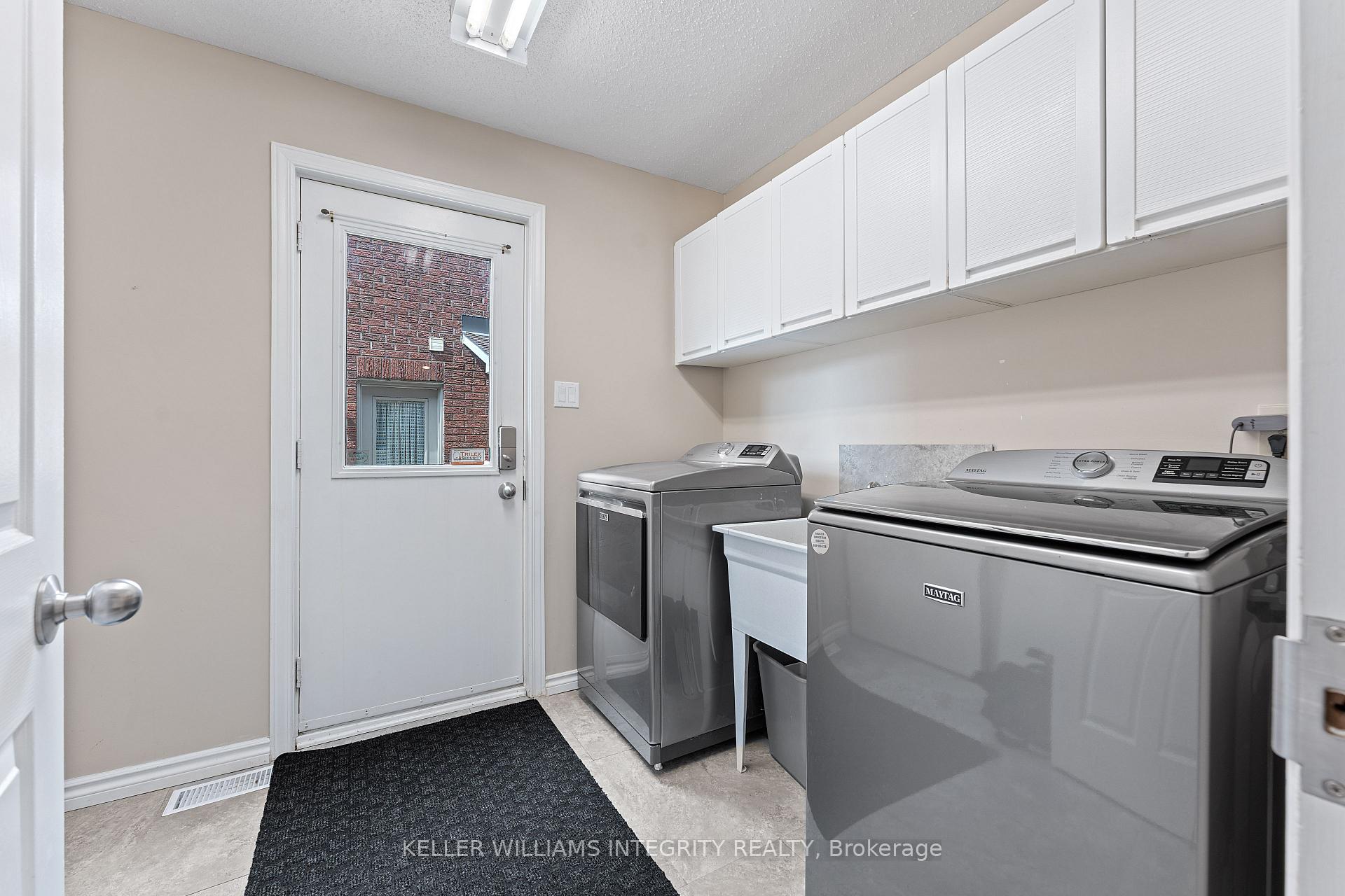 Photo 18 of 44 Fardon Way, Ottawa, Hunt Club Park — HOMEH