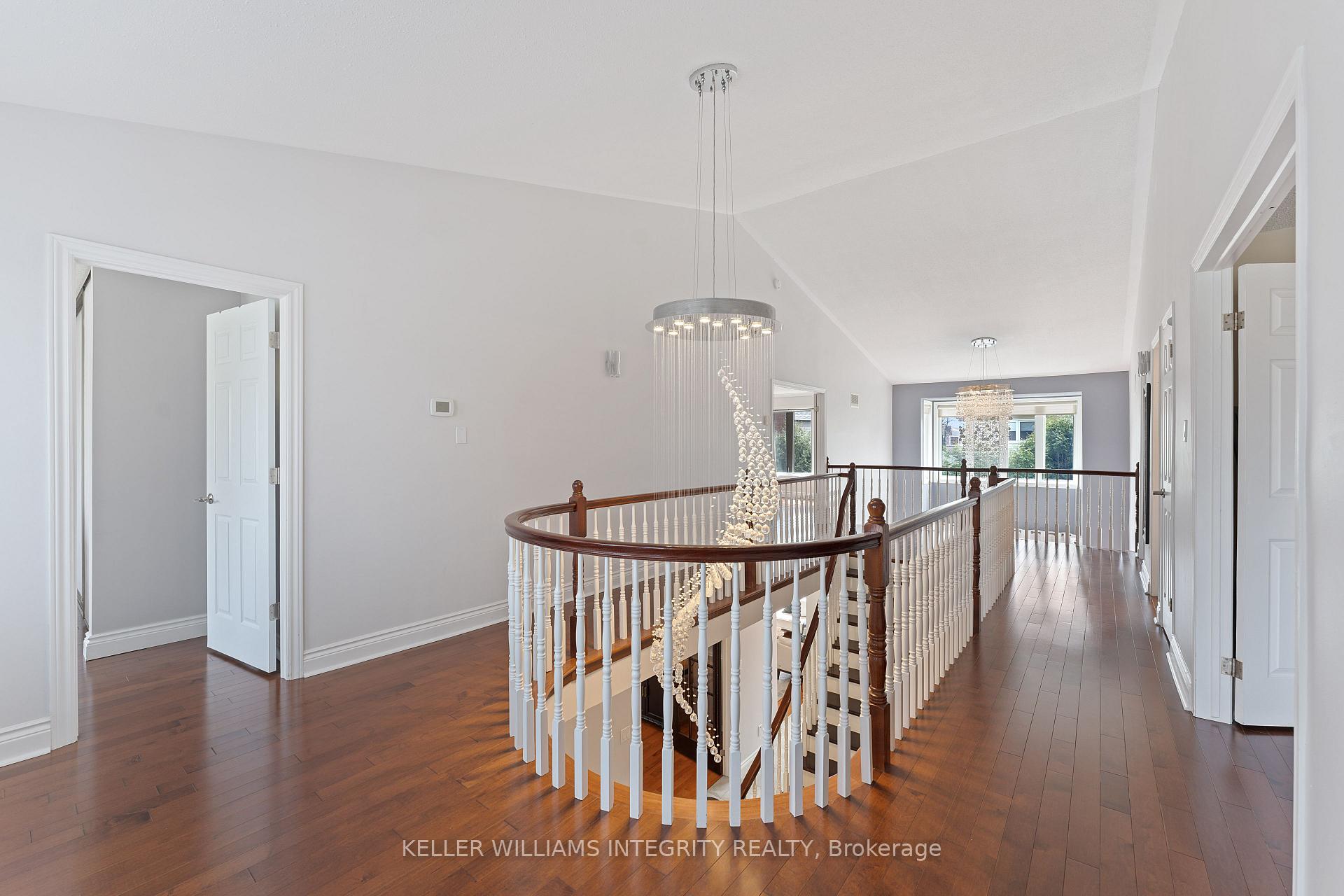 Photo 28 of 44 Fardon Way, Ottawa, Hunt Club Park — HOMEH