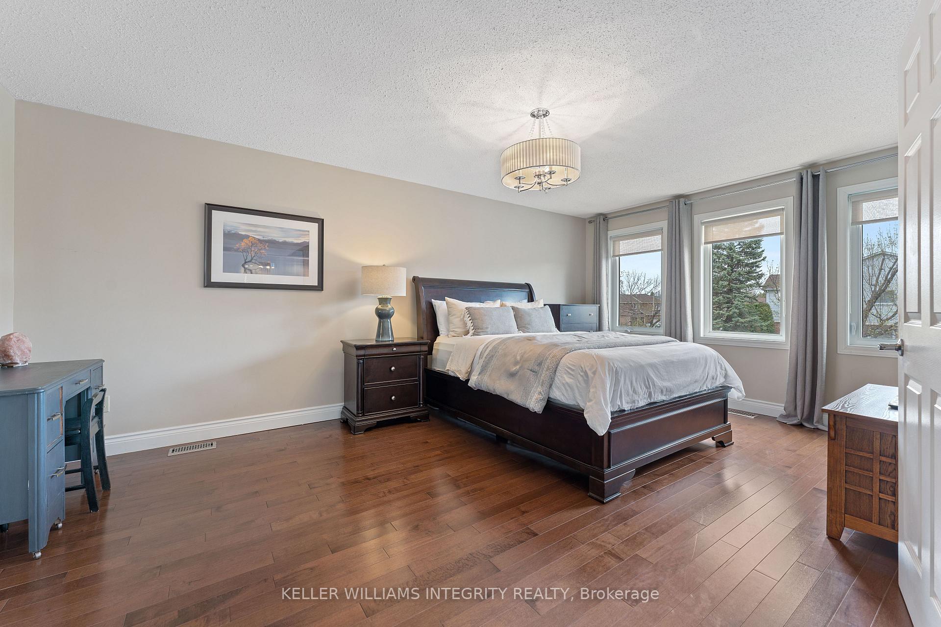 Photo 29 of 44 Fardon Way, Ottawa, Hunt Club Park — HOMEH