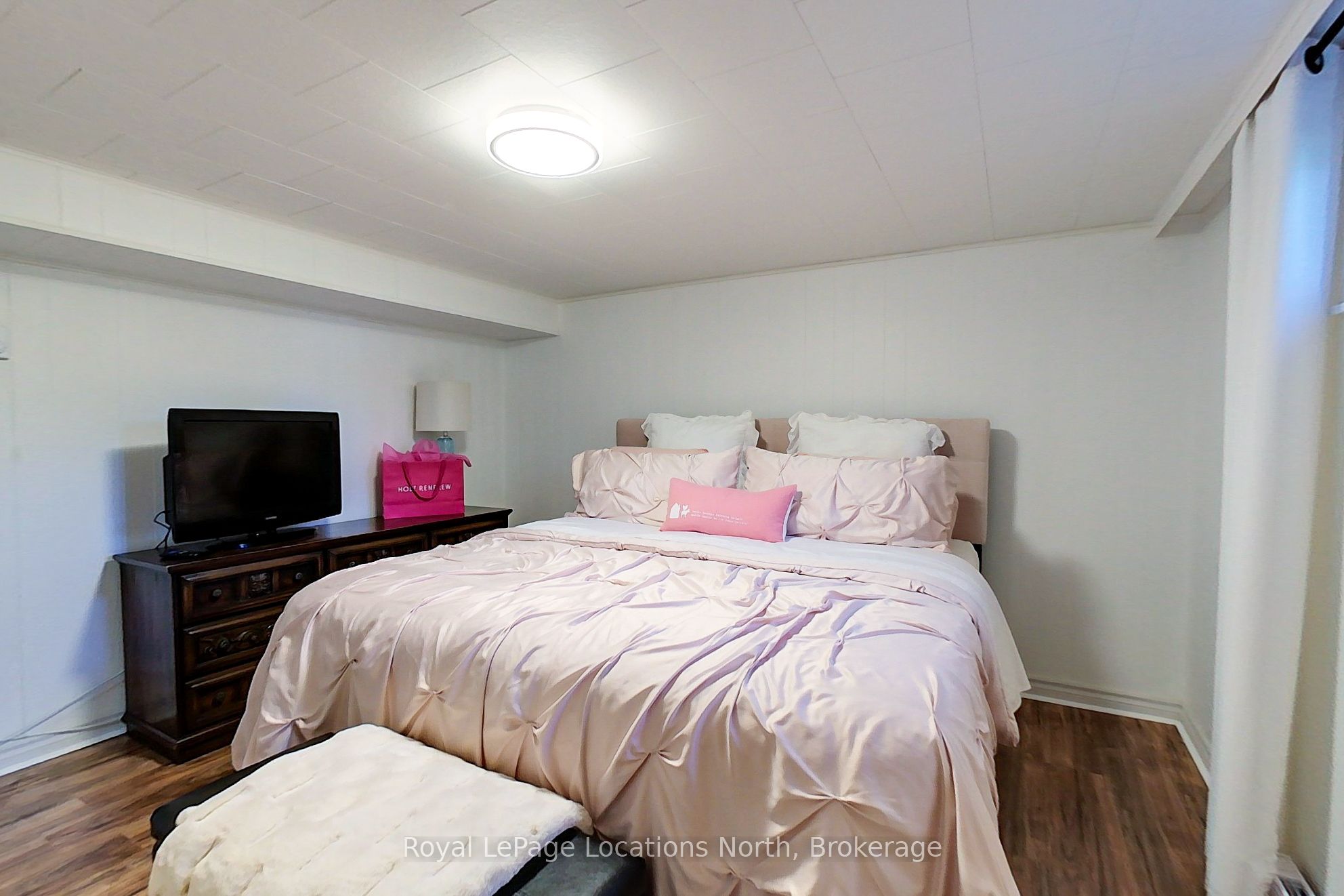 Photo 31 of 51 Union Street, Meaford — HOMEH
