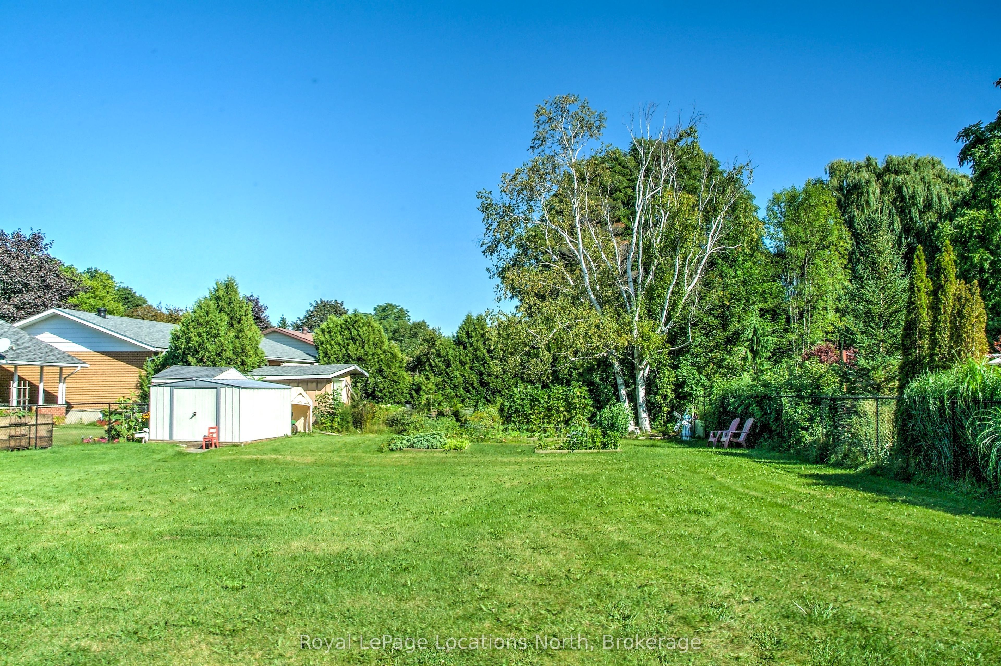 Photo 3 of 51 Union Street, Meaford — HOMEH