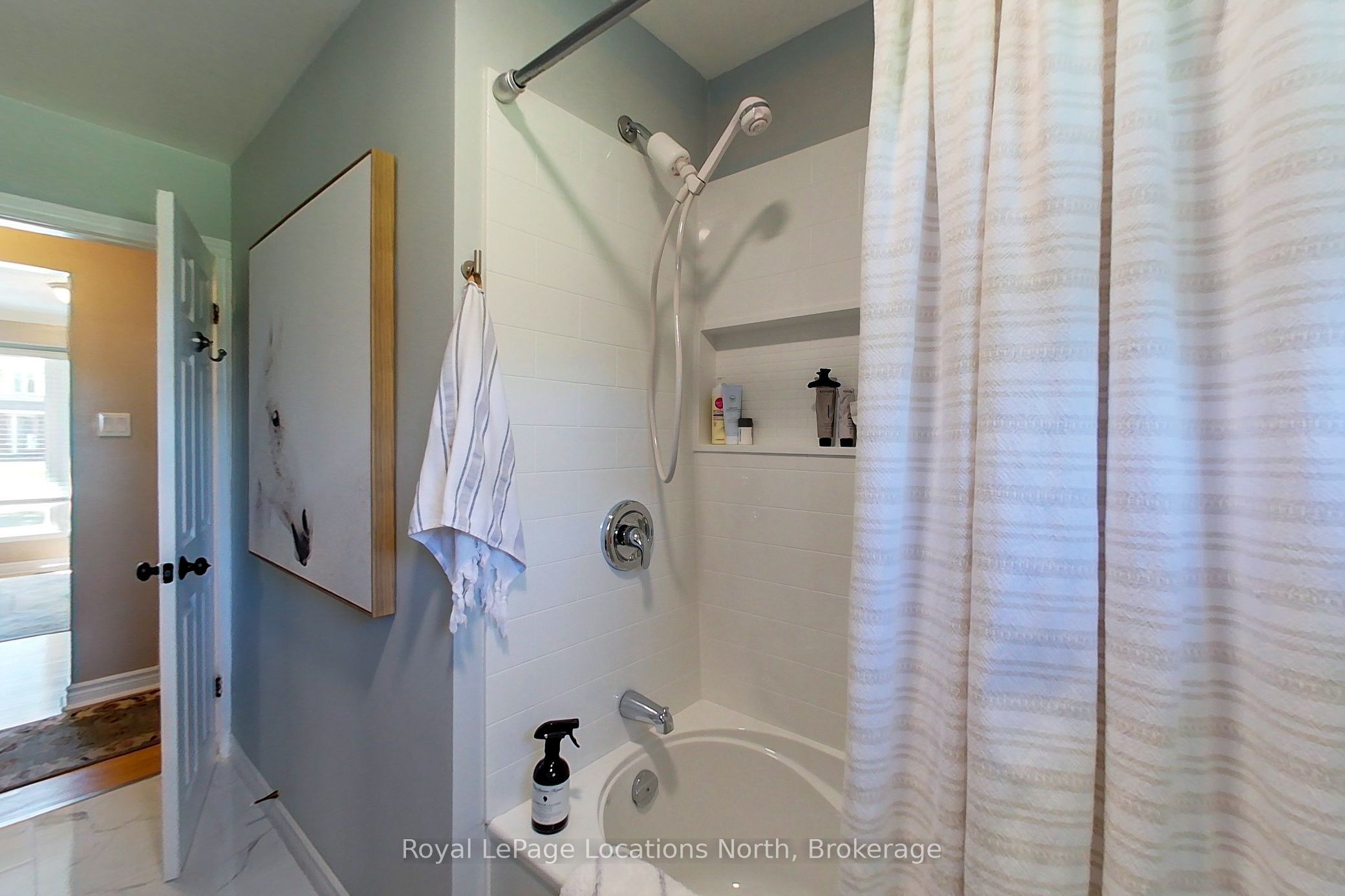 Photo 17 of 51 Union Street, Meaford — HOMEH