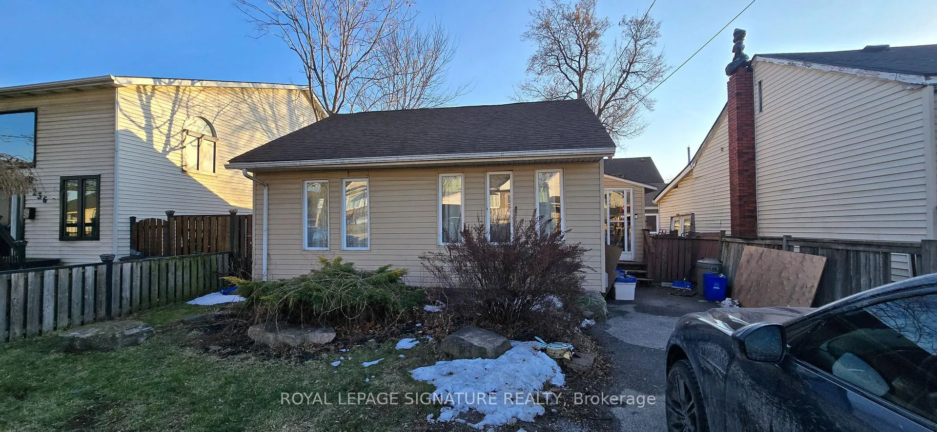 Photo 1 of 232 Grenfell Street, Hamilton, Stoney Creek — HOMEH