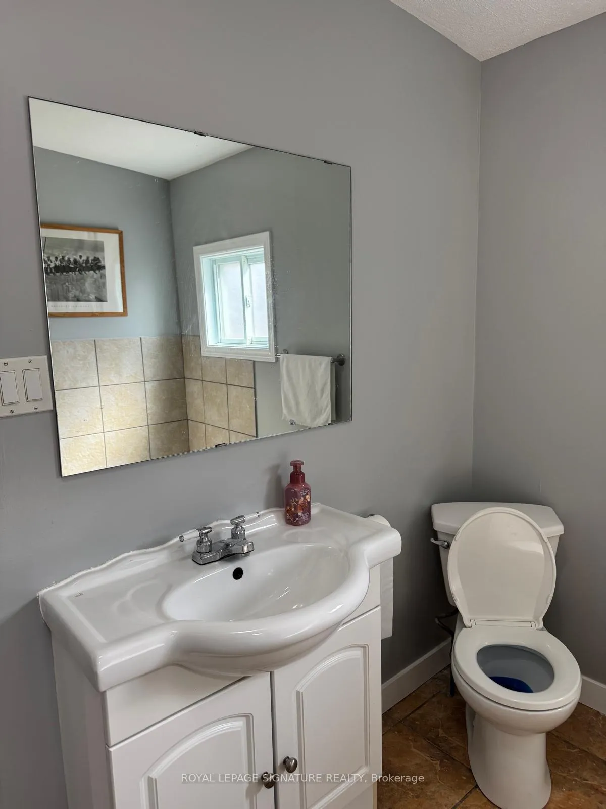 Photo 25 of 232 Grenfell Street, Hamilton, Stoney Creek — HOMEH