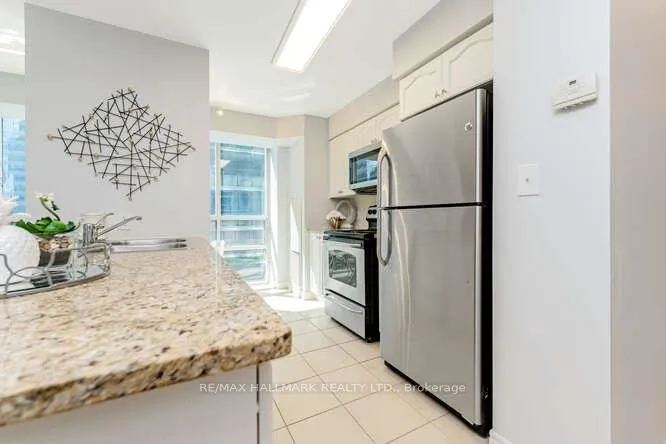 Photo 7 of Unit 706, 30 Grand Trunk Crescent, Toronto, Waterfront Communities — HOMEH