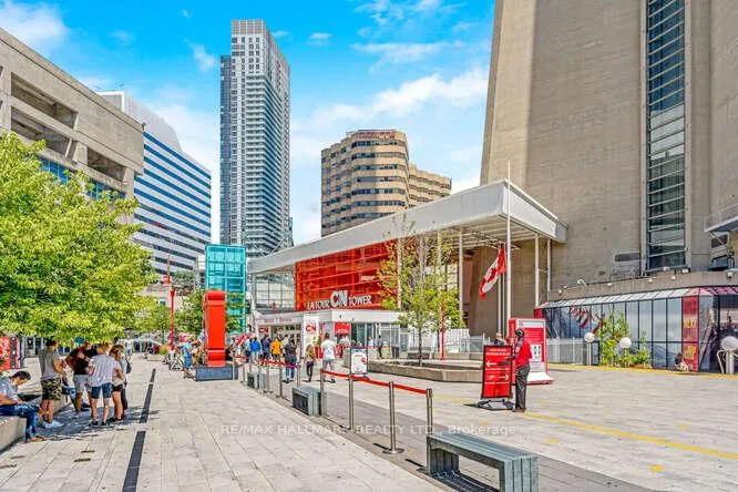 Photo 31 of Unit 706, 30 Grand Trunk Crescent, Toronto, Waterfront Communities — HOMEH