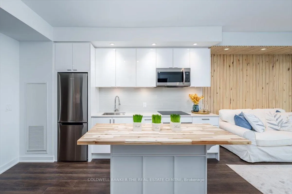 Photo 5 of Unit 3801, 1928 Lakeshore Boulevard W, Toronto, High Park-Swansea — HOMEH