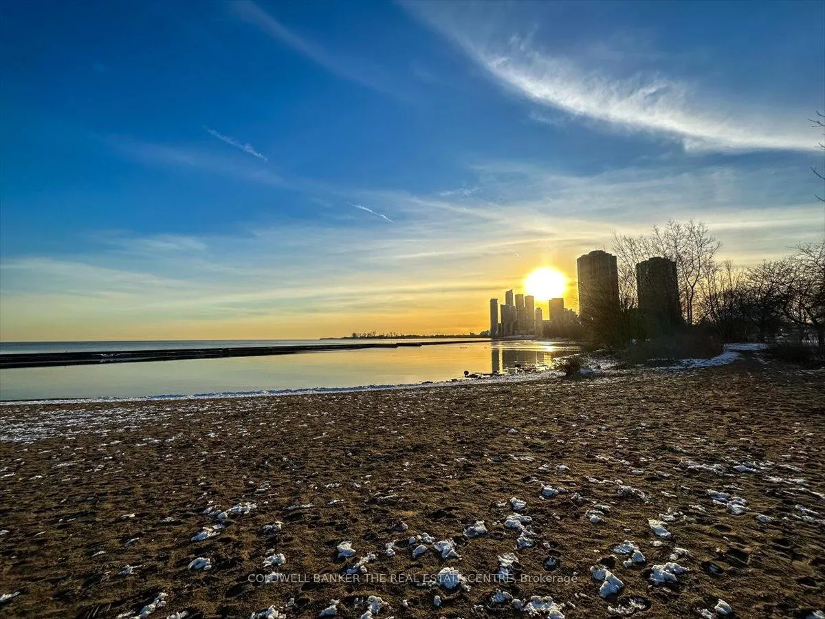 Photo 27 of Unit 3801, 1928 Lakeshore Boulevard W, Toronto, High Park-Swansea — HOMEH
