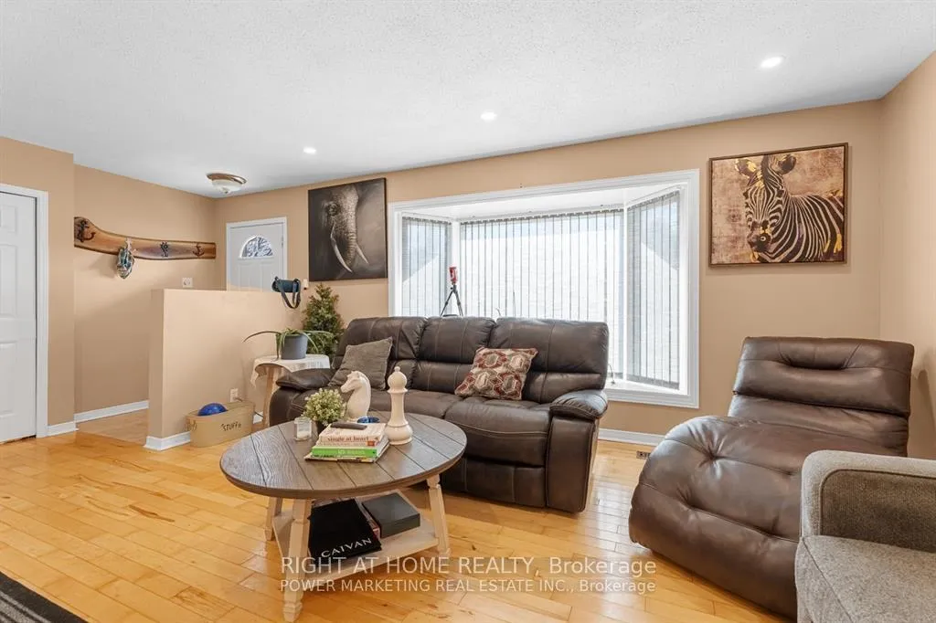 Photo 11 of 1215 Klondike Road S, Ottawa, Kanata - Morgan's Grant/South March — HOMEH