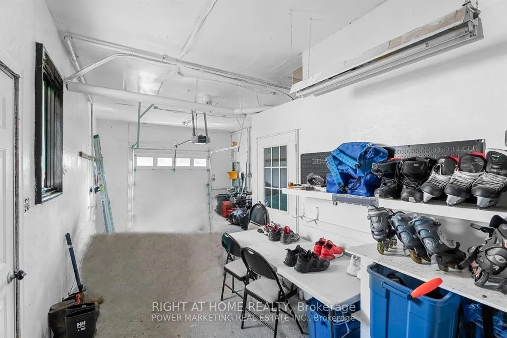 Photo 27 of 1215 Klondike Road S, Ottawa, Kanata - Morgan's Grant/South March — HOMEH