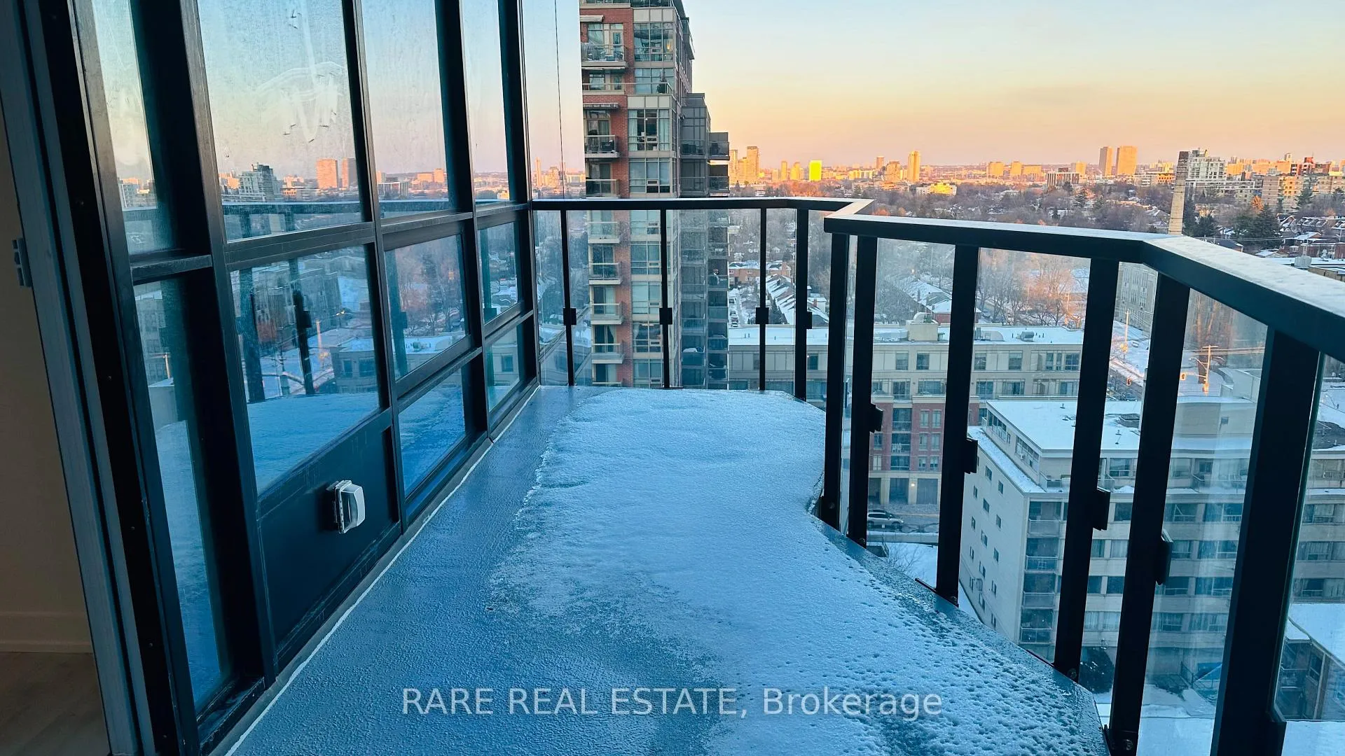 Photo 7 of Unit 1105, 120 Broadway Avenue, Toronto, Mount Pleasant West — HOMEH
