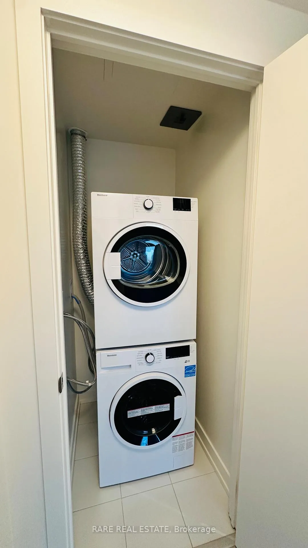 Photo 10 of Unit 1105, 120 Broadway Avenue, Toronto, Mount Pleasant West — HOMEH