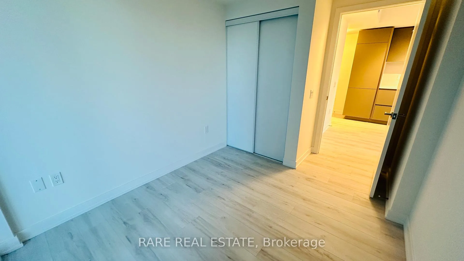 Photo 11 of Unit 1105, 120 Broadway Avenue, Toronto, Mount Pleasant West — HOMEH