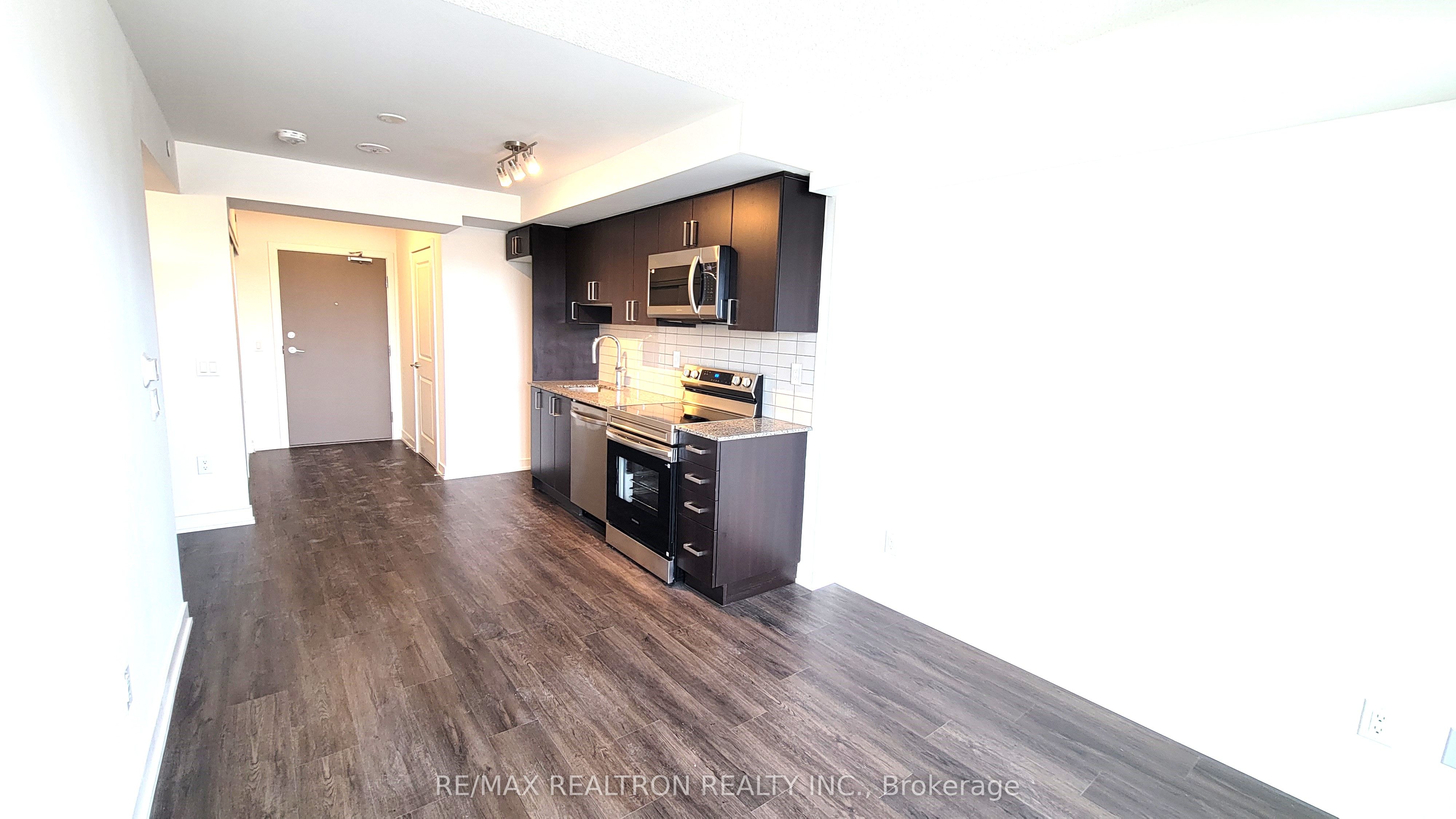 Photo 4 of Unit 307, 1010 Sandy Beach Road, Pickering, Bay Ridges — HOMEH