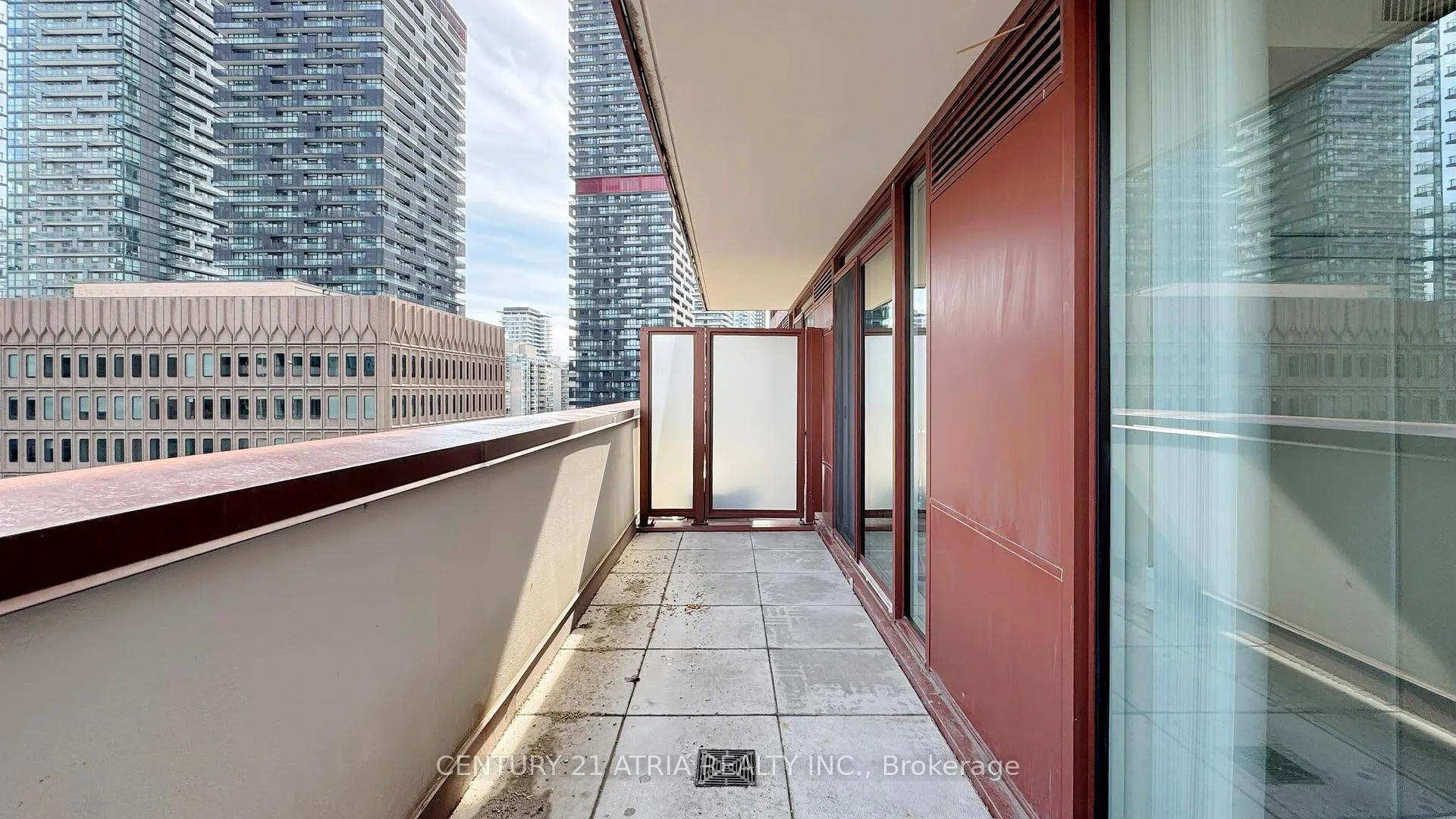 Photo 26 of Unit 609, 33 Helendale Avenue, Toronto, Yonge-Eglinton — HOMEH