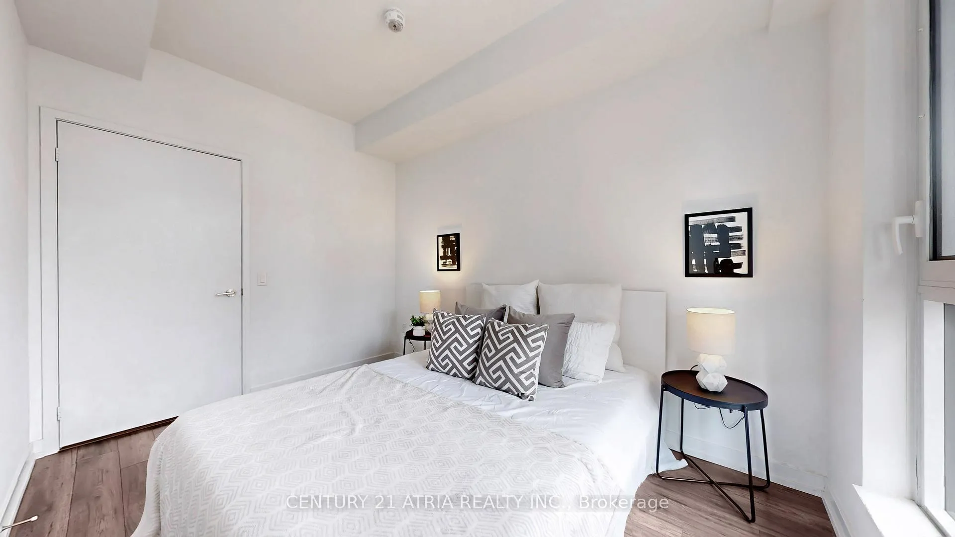 Photo 29 of Unit 609, 33 Helendale Avenue, Toronto, Yonge-Eglinton — HOMEH