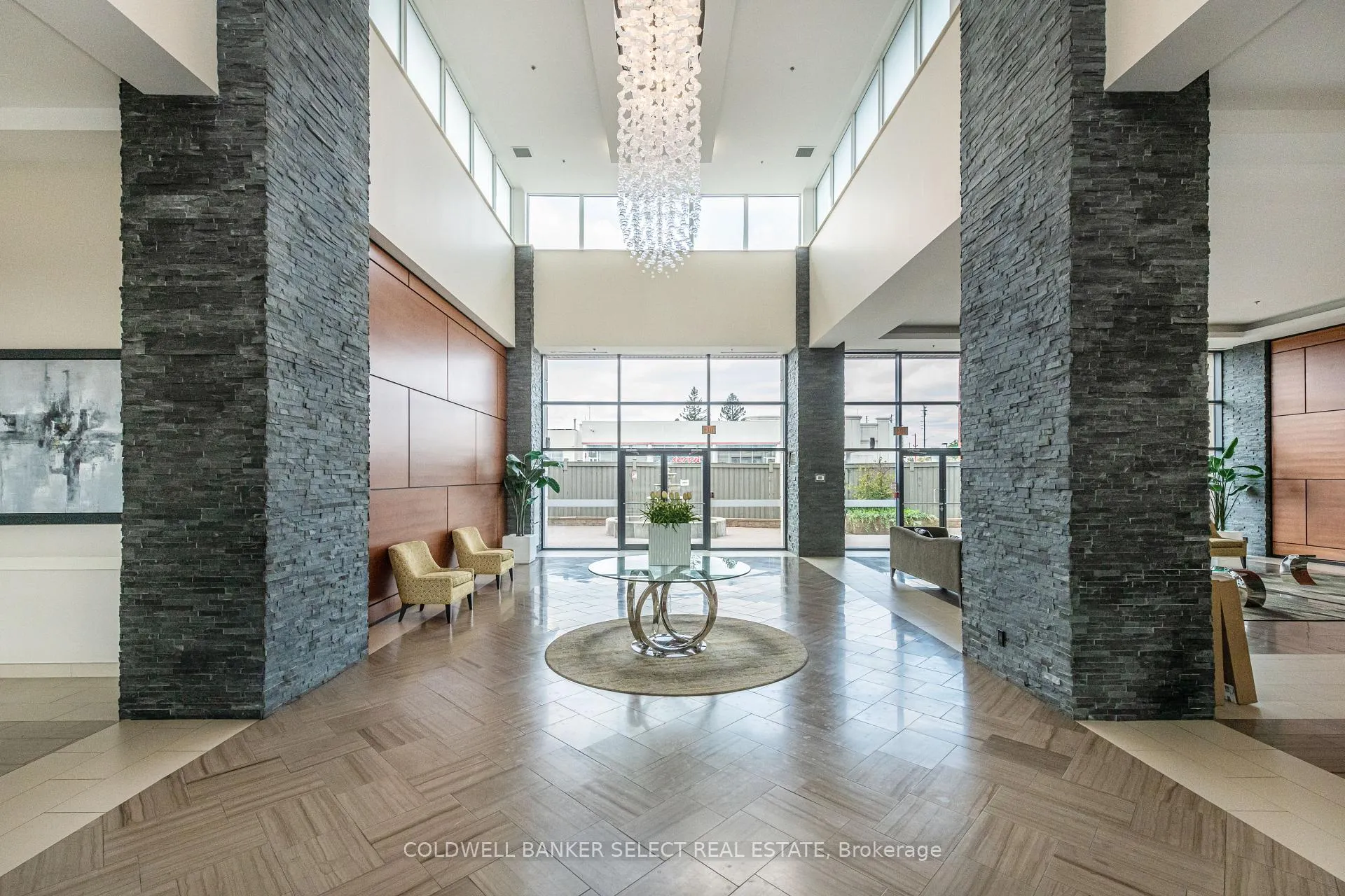 Photo 3 of Unit 508, 12 Woodstream Boulevard, Vaughan, Vaughan Grove — HOMEH