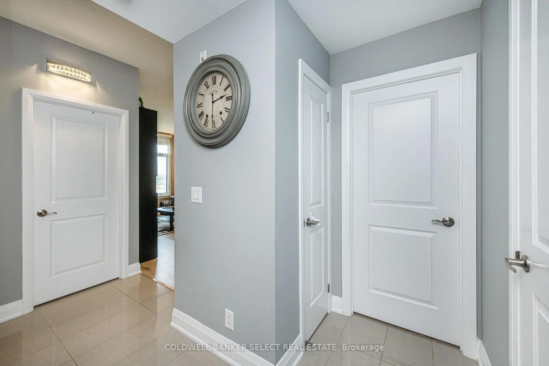Photo 6 of Unit 508, 12 Woodstream Boulevard, Vaughan, Vaughan Grove — HOMEH