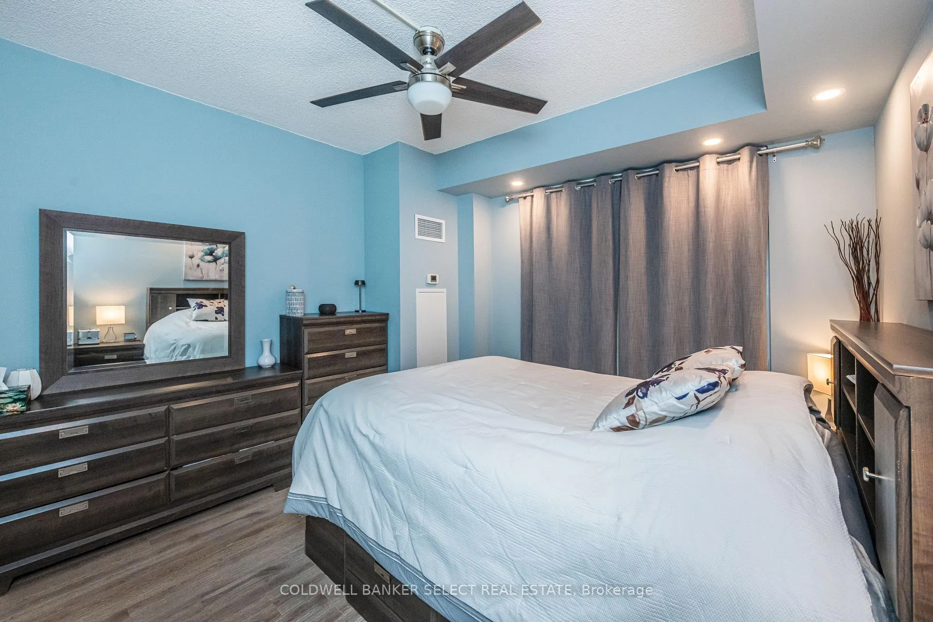 Photo 31 of Unit 508, 12 Woodstream Boulevard, Vaughan, Vaughan Grove — HOMEH