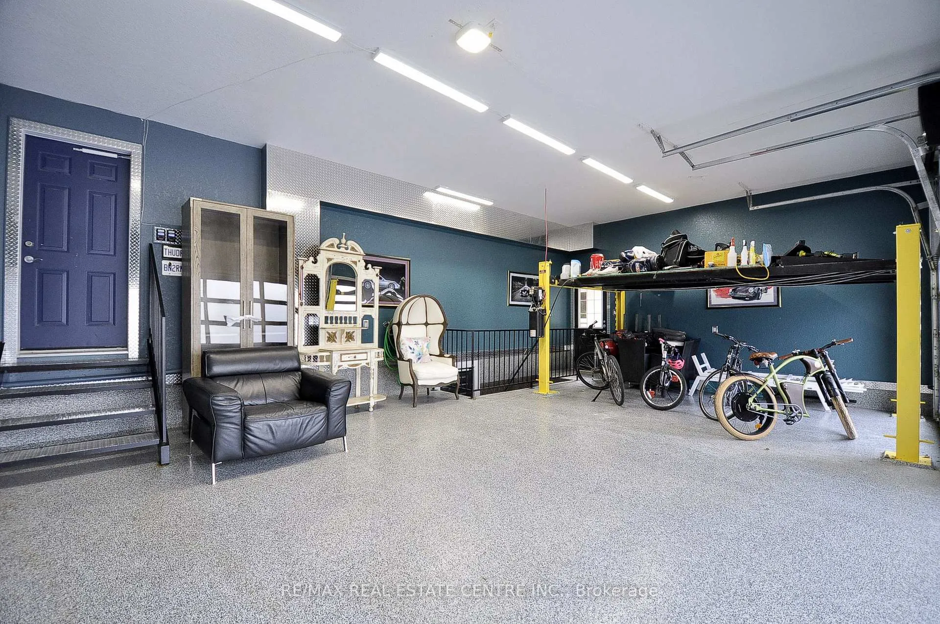Photo 34 of 27 Woodmans Court, Kitchener — HOMEH