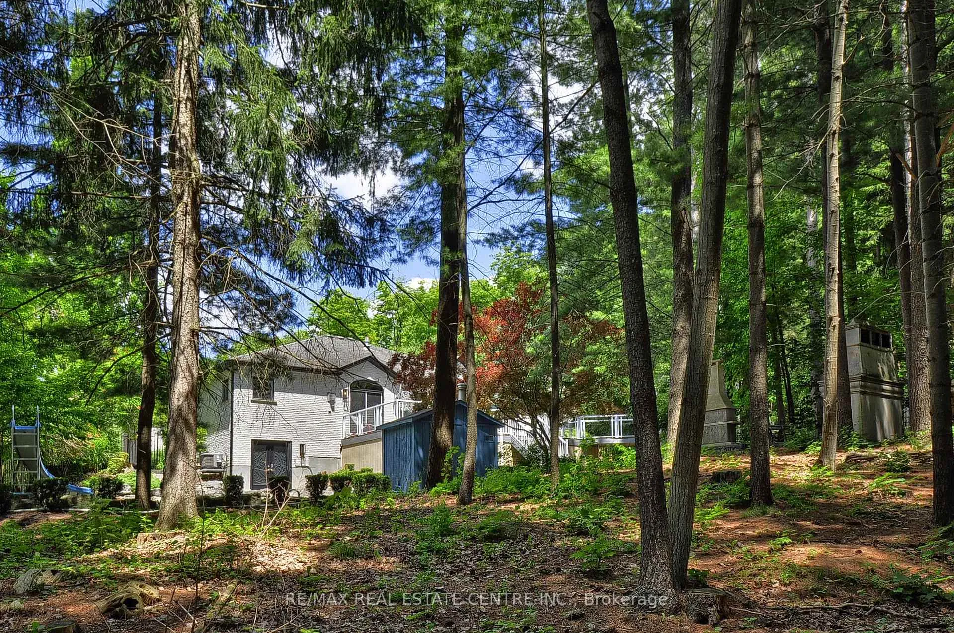 Photo 47 of 27 Woodmans Court, Kitchener — HOMEH