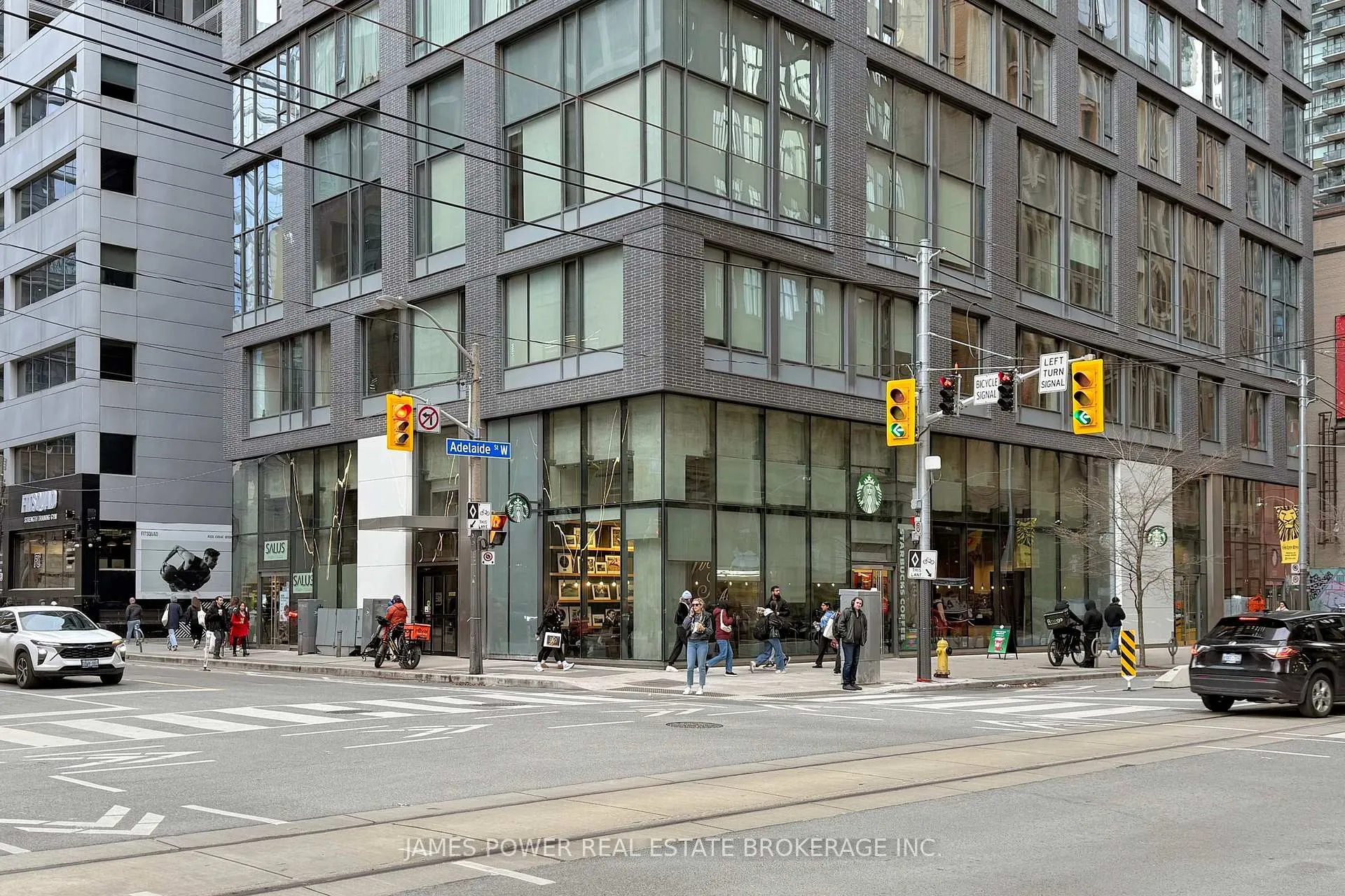 Front of Unit 709, 101 Peter Street W