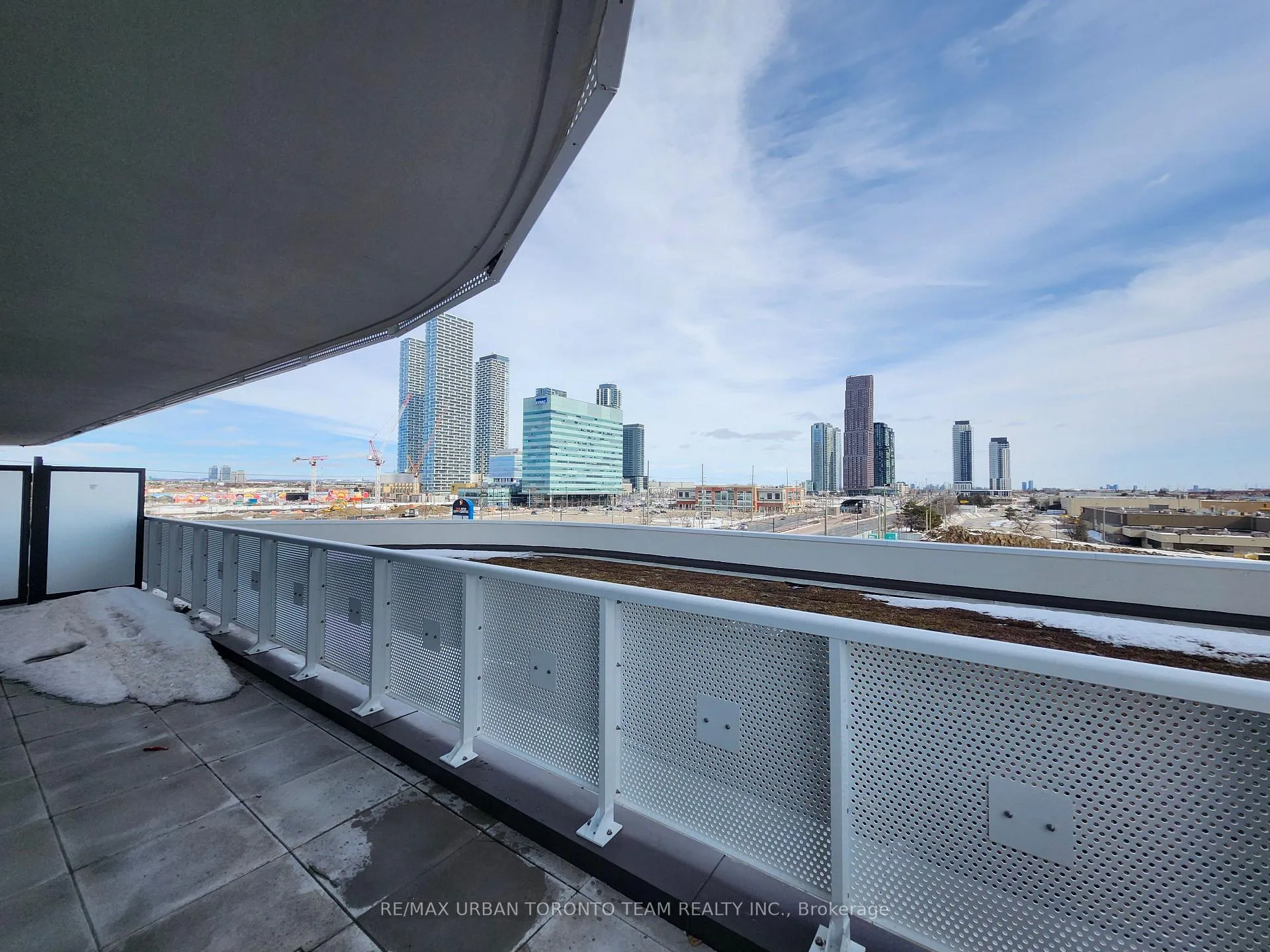 Photo 6 of Unit 510, 8 Interchange Way, Vaughan, Vaughan Corporate Centre — HOMEH