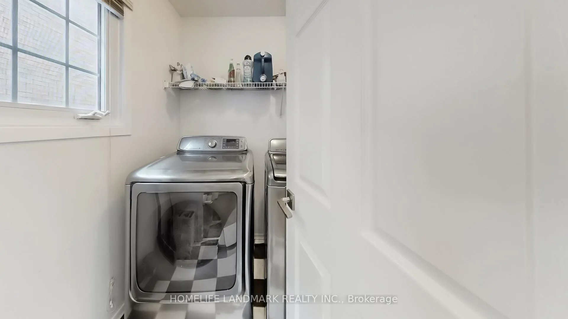Photo 16 of 81 Stirling Crescent, Markham, Milliken Mills East — HOMEH