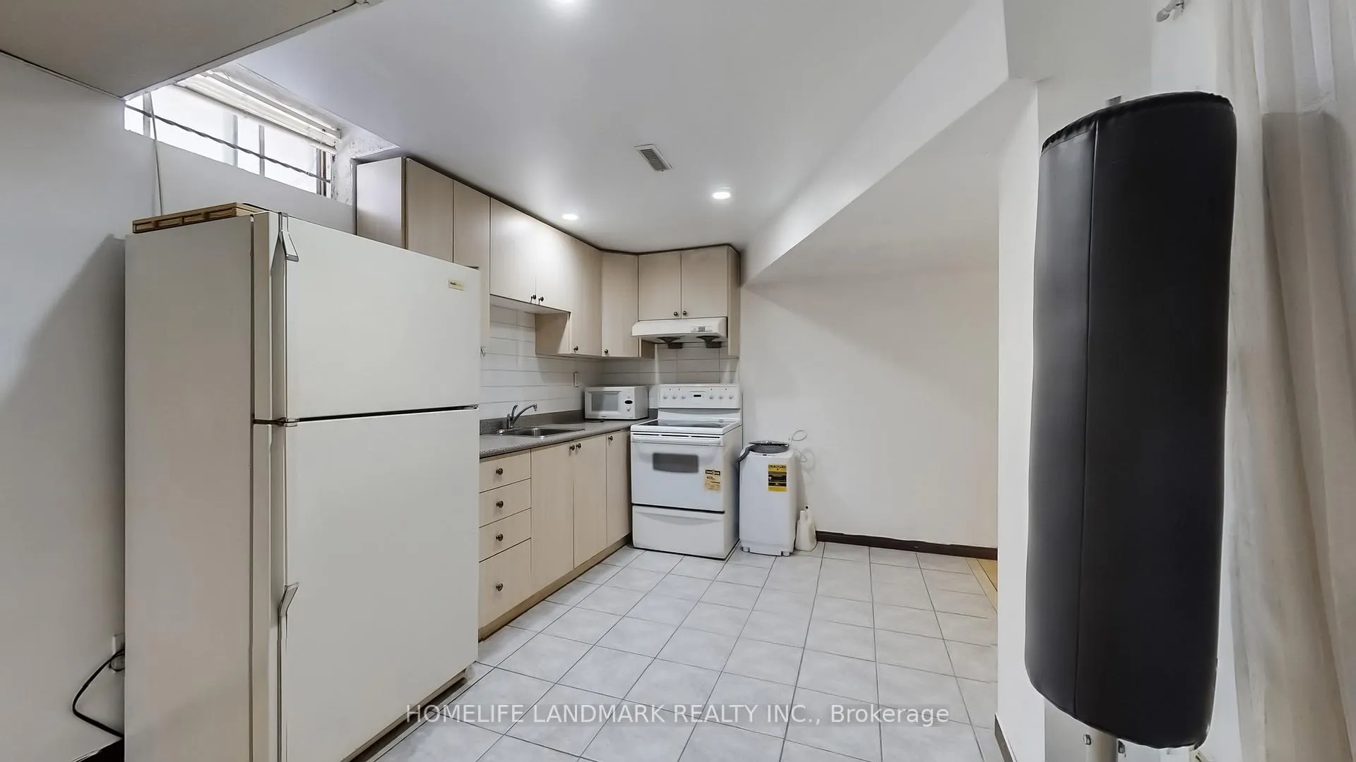Photo 41 of 81 Stirling Crescent, Markham, Milliken Mills East — HOMEH