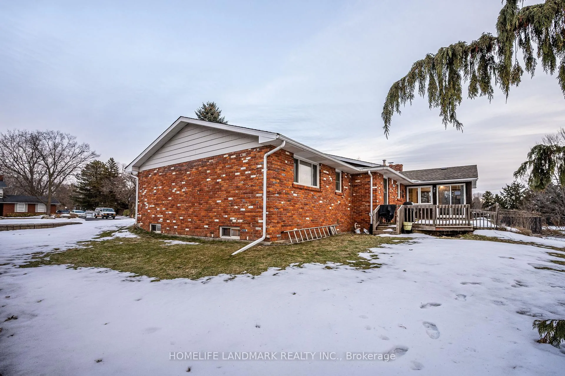 Photo 38 of 20 Fireside Drive, Hamilton, Freelton — HOMEH