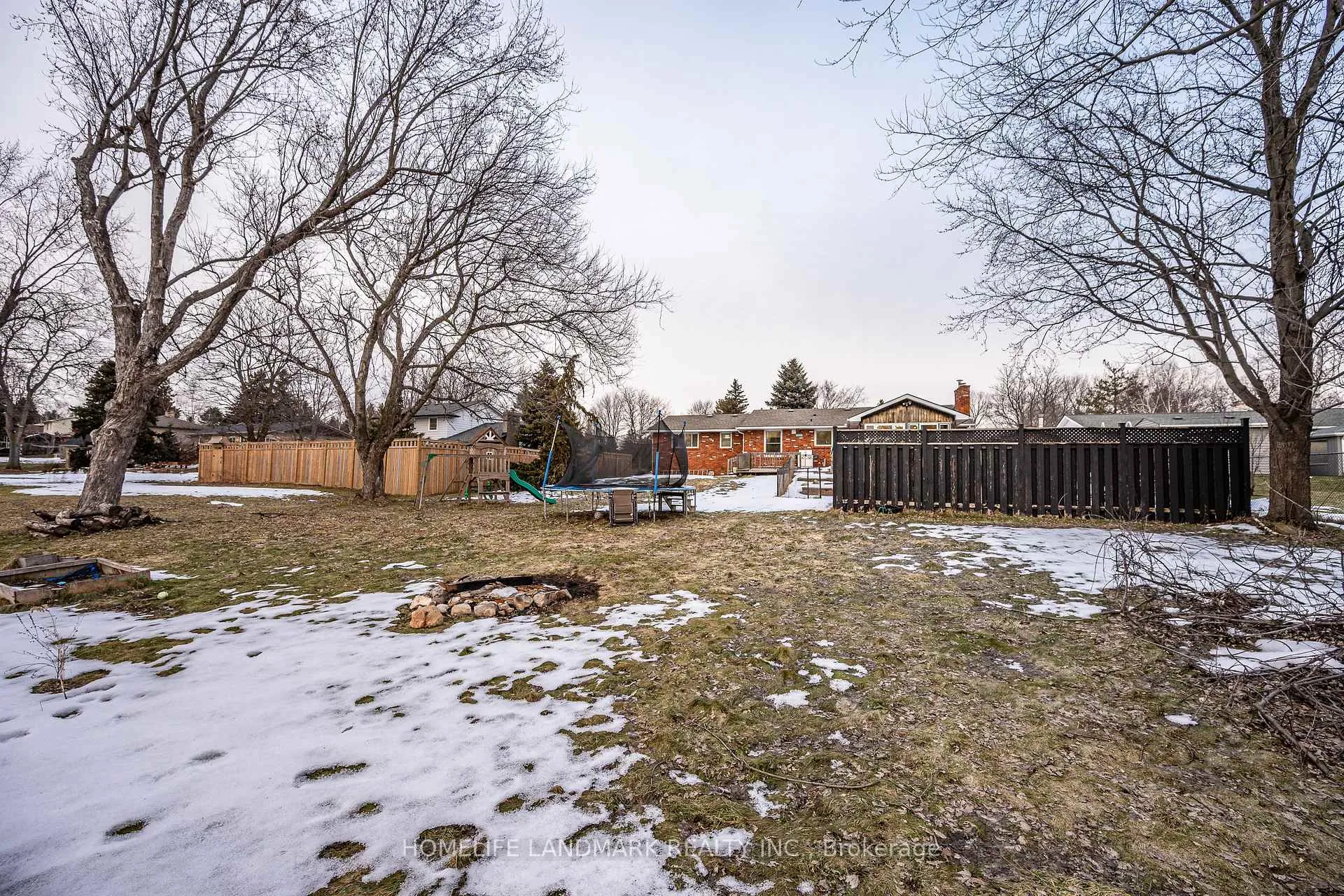 Photo 43 of 20 Fireside Drive, Hamilton, Freelton — HOMEH