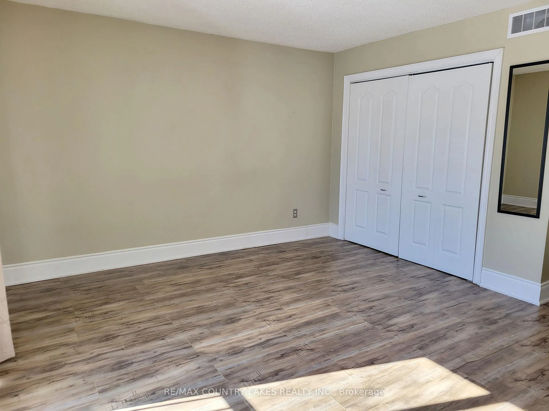 Photo 36 of Unit 35, 21 Laguna Parkway, Ramara, Brechin — HOMEH