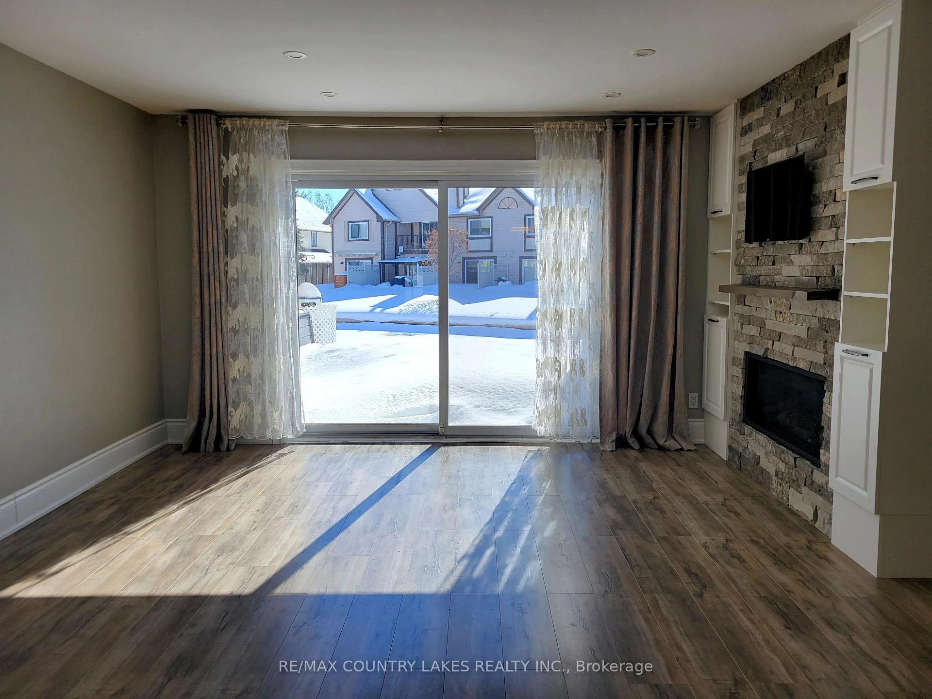 Photo 13 of Unit 35, 21 Laguna Parkway, Ramara, Brechin — HOMEH