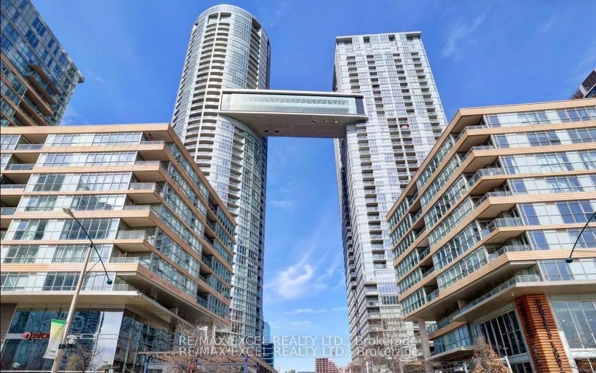 Front of Unit 2609, 15 Iceboat Terrace