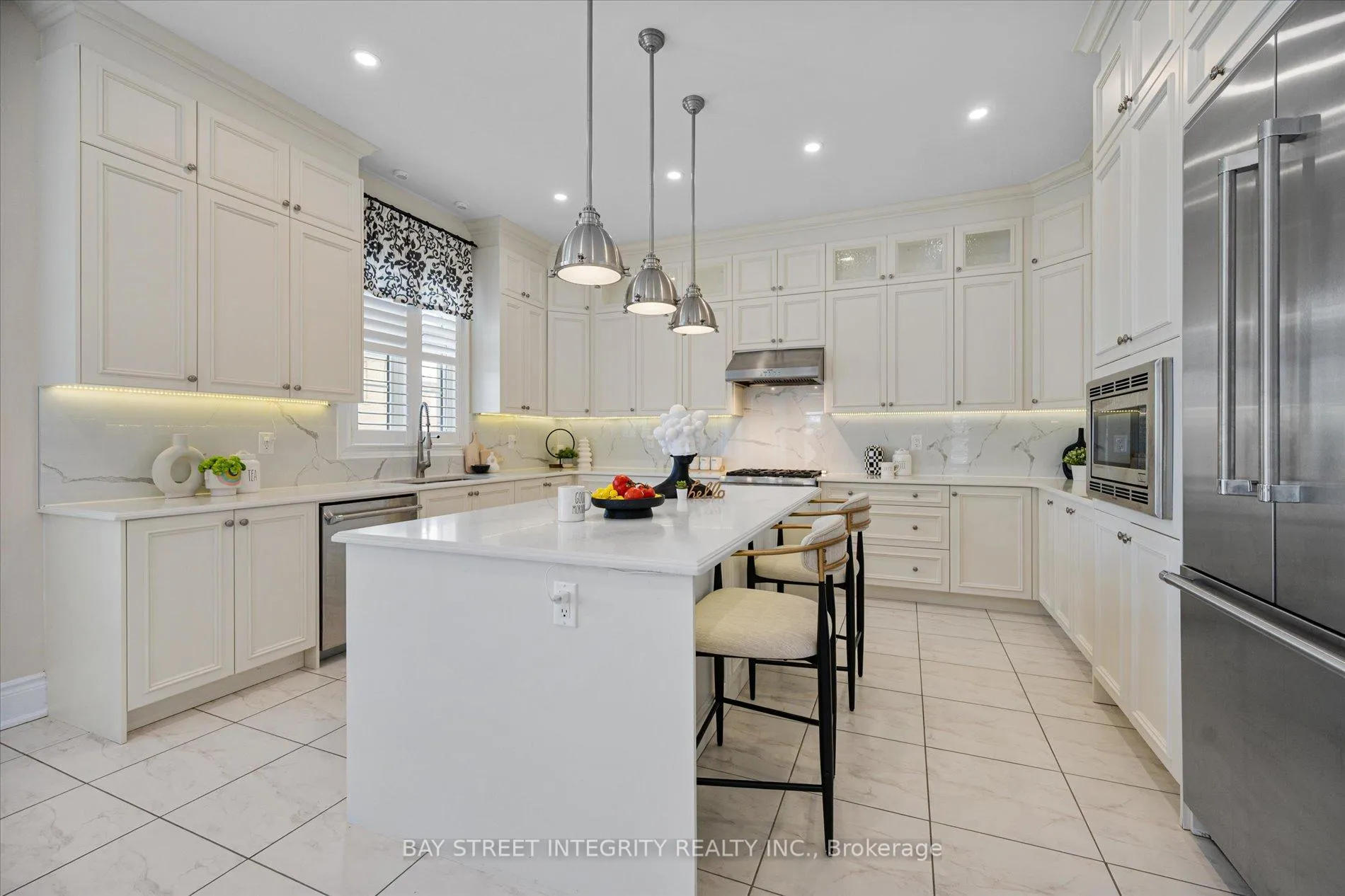 Photo 13 of 163 Abner Miles Drive, Vaughan, Patterson — HOMEH