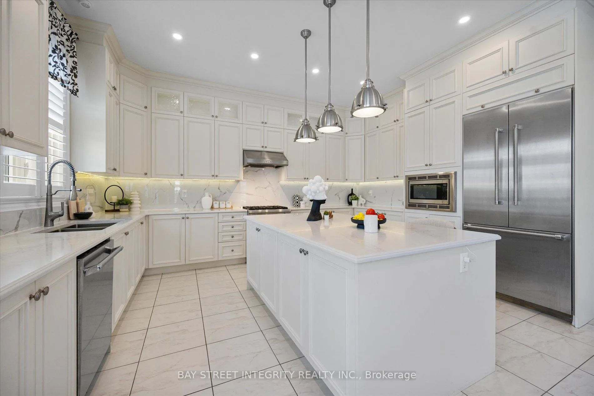 Photo 14 of 163 Abner Miles Drive, Vaughan, Patterson — HOMEH