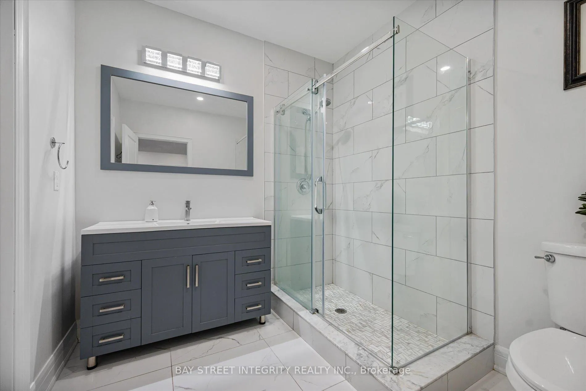 Photo 46 of 163 Abner Miles Drive, Vaughan, Patterson — HOMEH