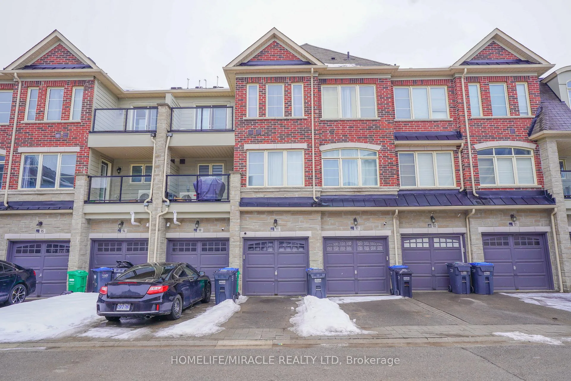 Front of Unit 98, 200 Veterans Drive