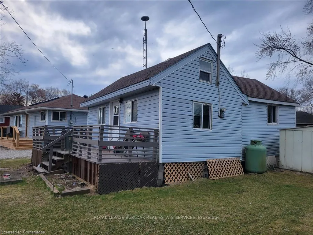 Photo 2 of 1072 Lakeshore Road, Haldimand — HOMEH