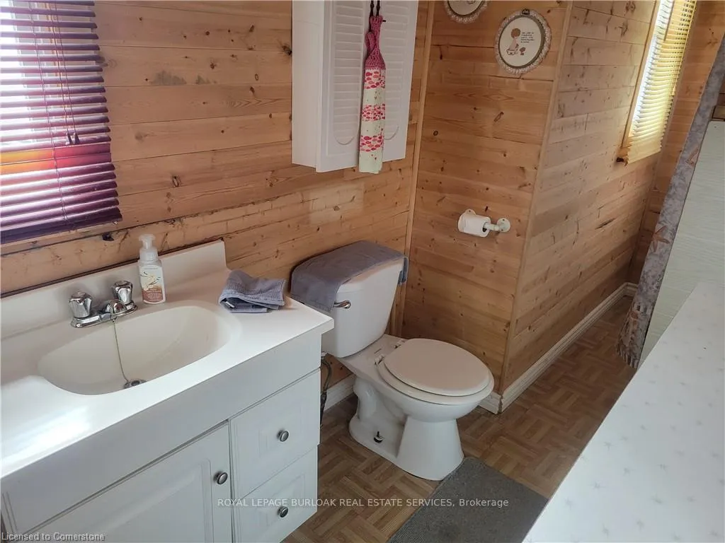 Photo 12 of 1072 Lakeshore Road, Haldimand — HOMEH